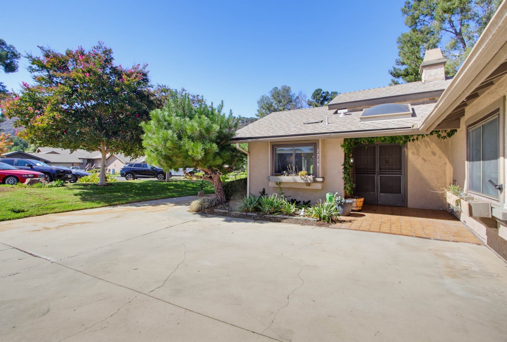 Virtual tour photo 6 of 53 for 1759 Pala Lake Dr