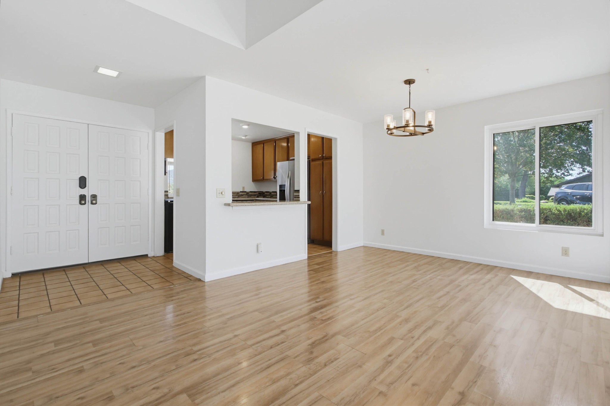 Virtual tour photo 9 of 53 for 1759 Pala Lake Dr