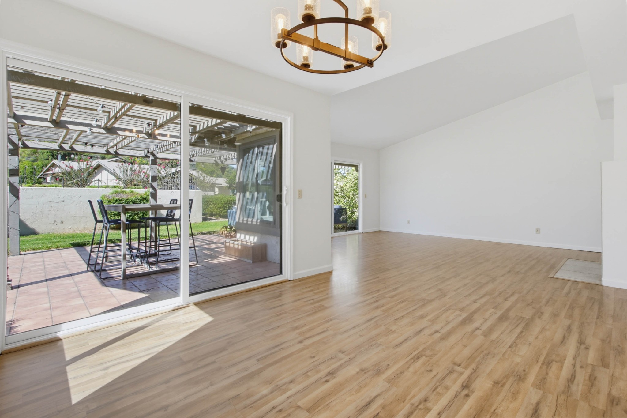 Virtual tour photo 11 of 53 for 1759 Pala Lake Dr
