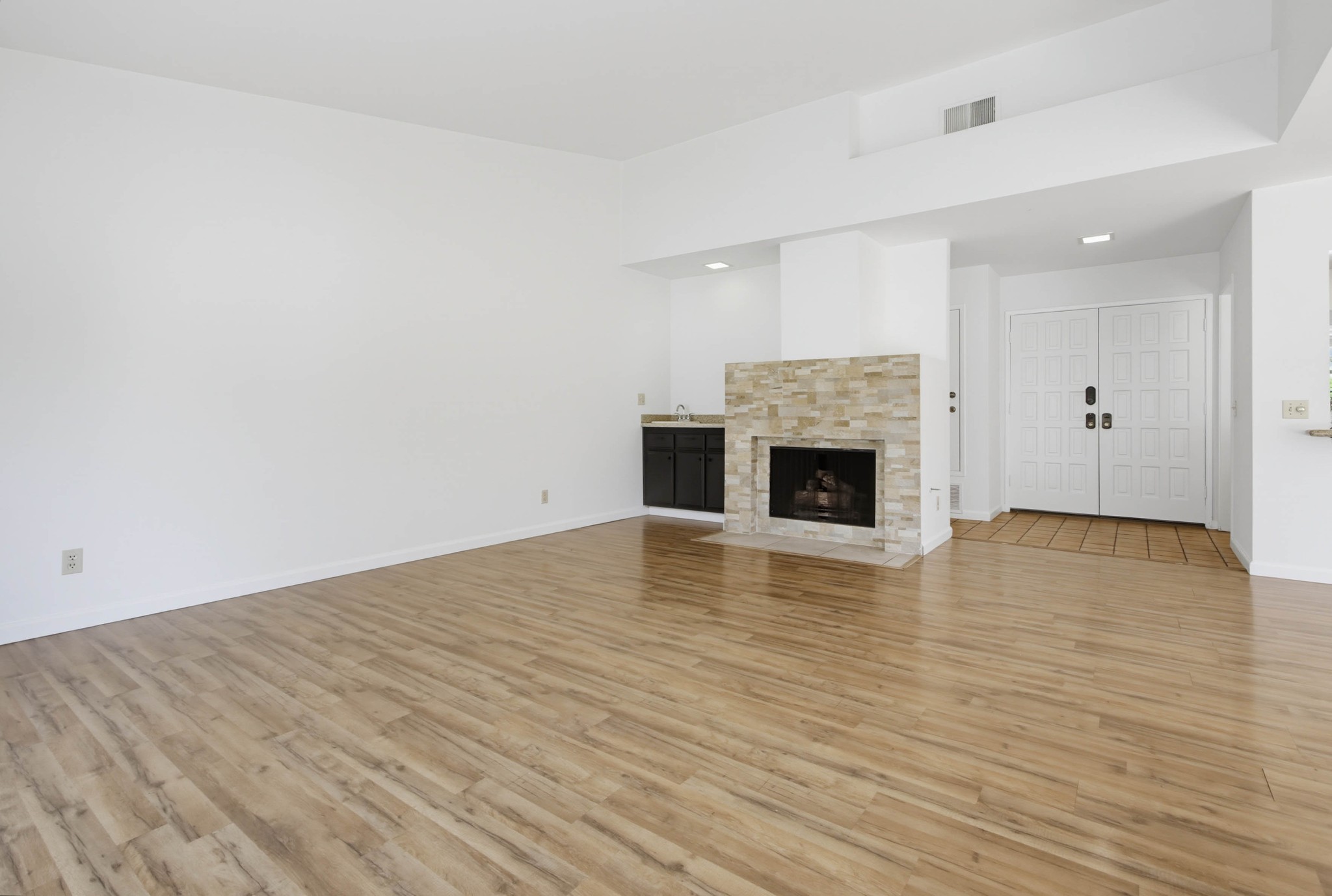 Virtual tour photo 21 of 53 for 1759 Pala Lake Dr