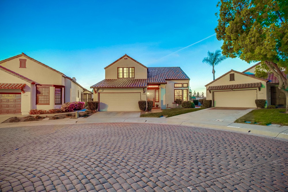 Virtual tour photo 1 of 114 for 17592 Bocage Point