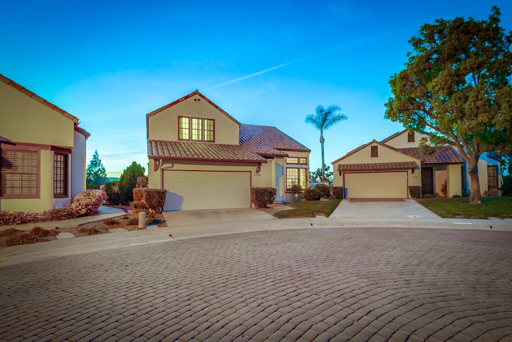 Virtual tour photo 3 of 114 for 17592 Bocage Point