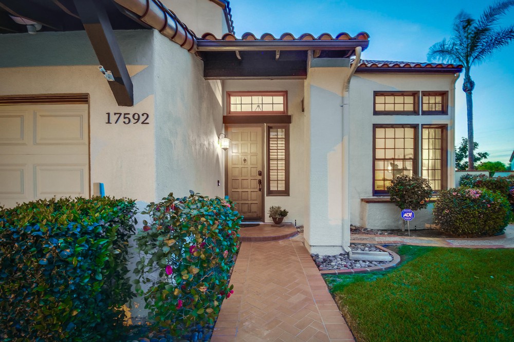 Virtual tour photo 5 of 114 for 17592 Bocage Point