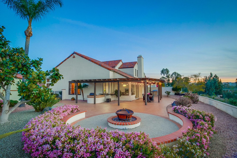Virtual tour photo 12 of 114 for 17592 Bocage Point