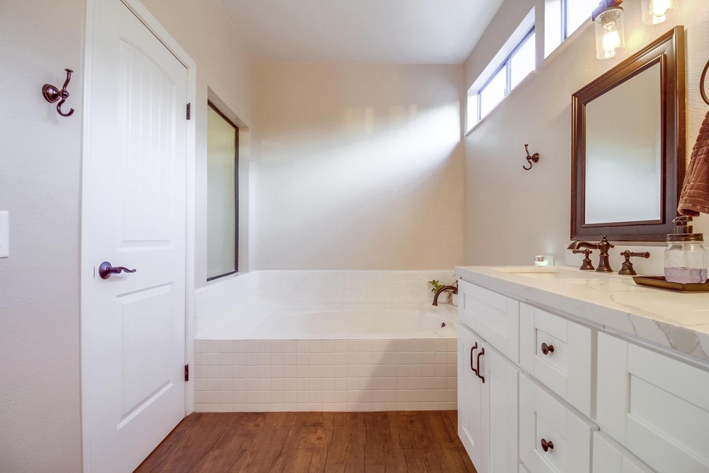 Virtual tour photo 73 of 114 for 17592 Bocage Point
