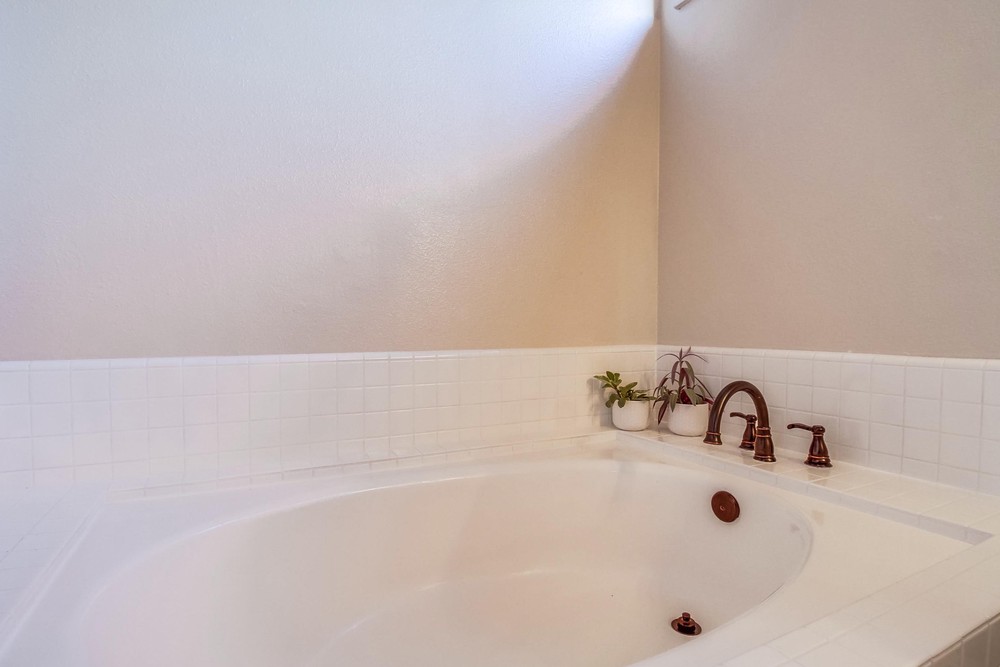 Virtual tour photo 74 of 114 for 17592 Bocage Point