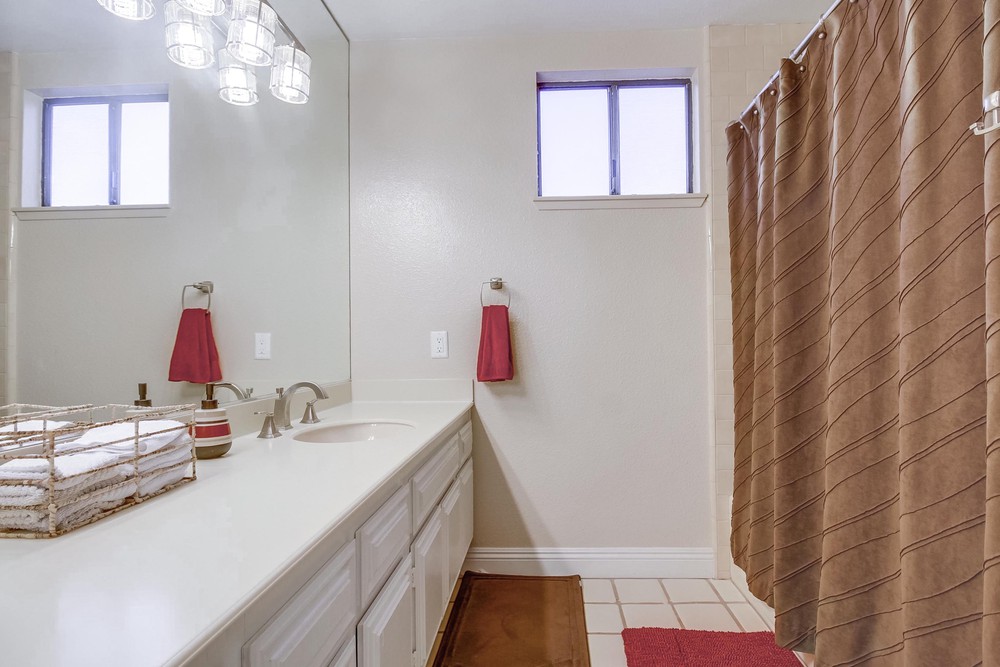 Virtual tour photo 90 of 114 for 17592 Bocage Point