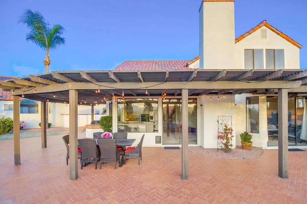 Virtual tour photo 100 of 114 for 17592 Bocage Point