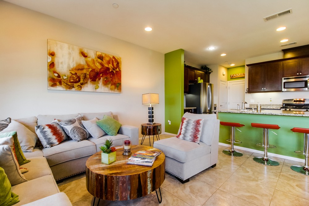 Virtual tour photo 12 of 43 for 1760 Saltaire Pl #3