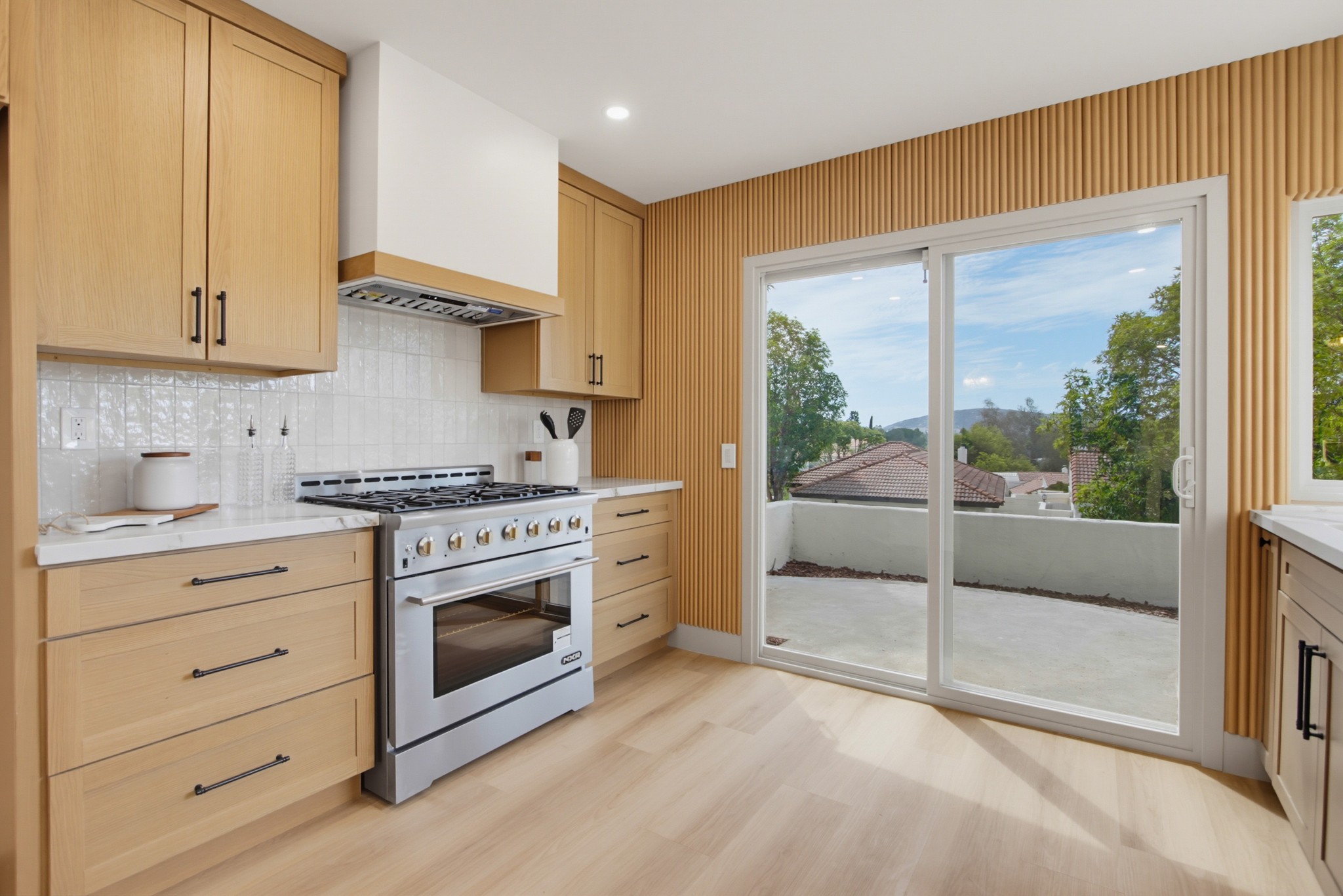 Virtual tour photo 20 of 52 for 17604 Camino Ancho