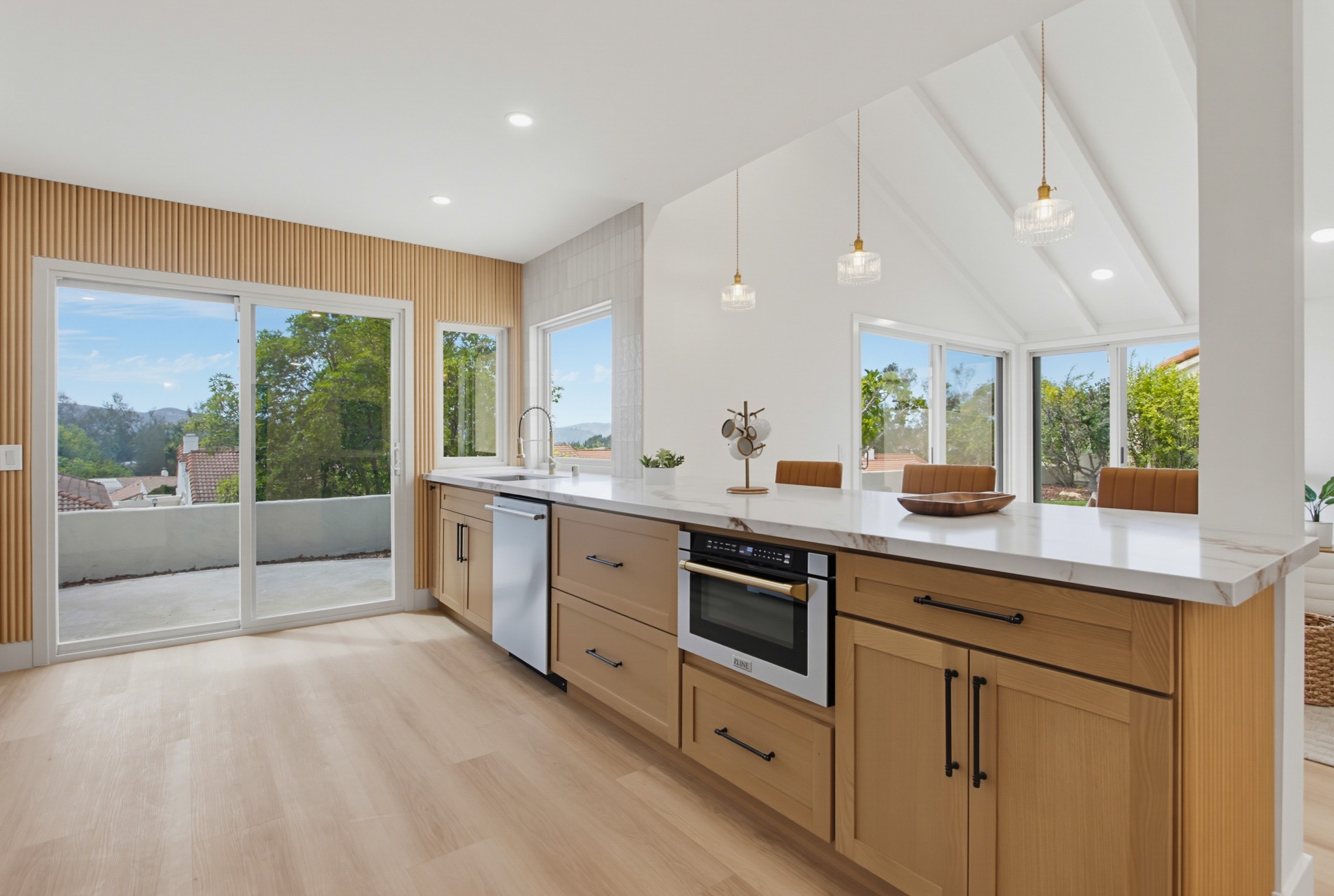 Virtual tour photo 22 of 52 for 17604 Camino Ancho