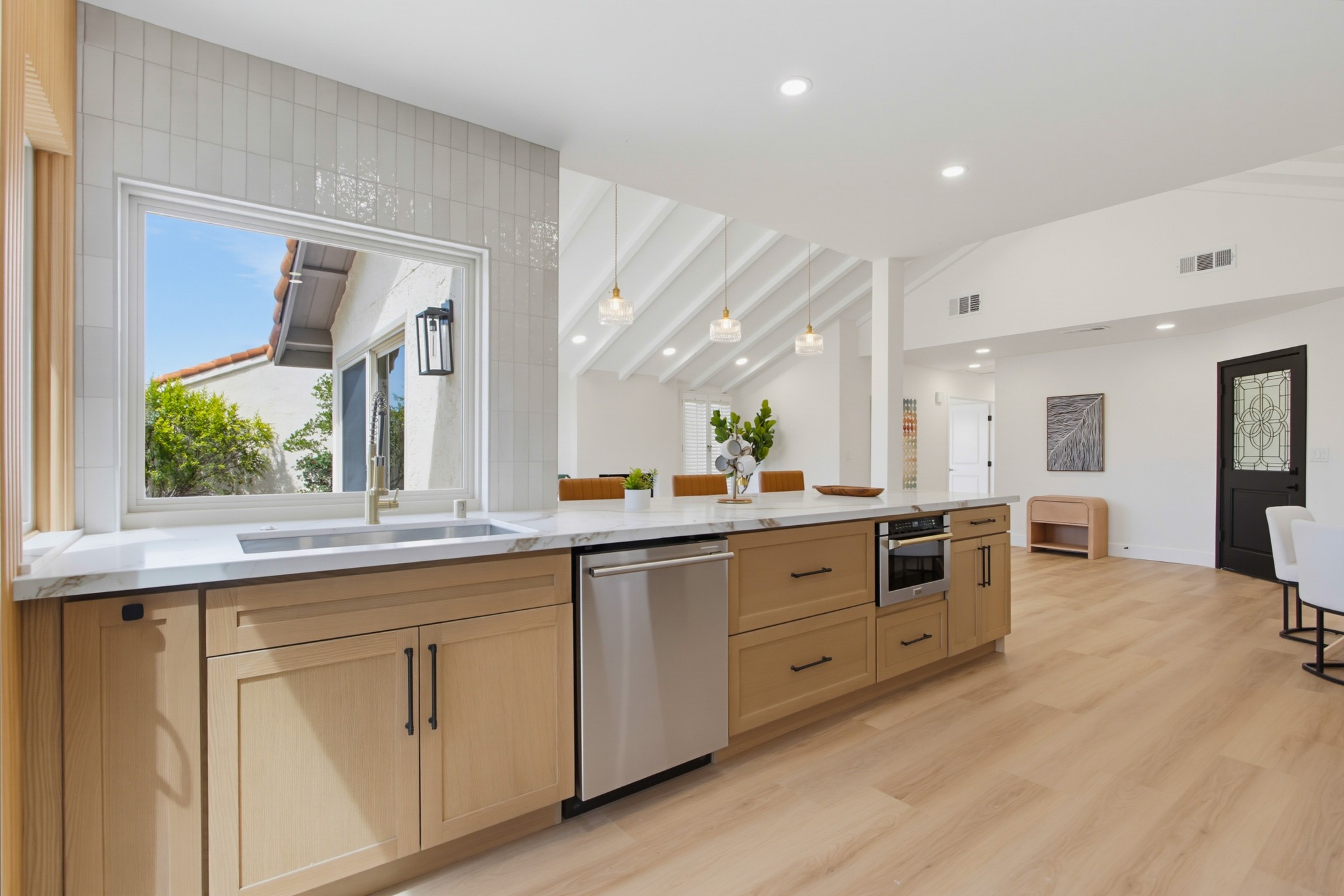 Virtual tour photo 23 of 52 for 17604 Camino Ancho