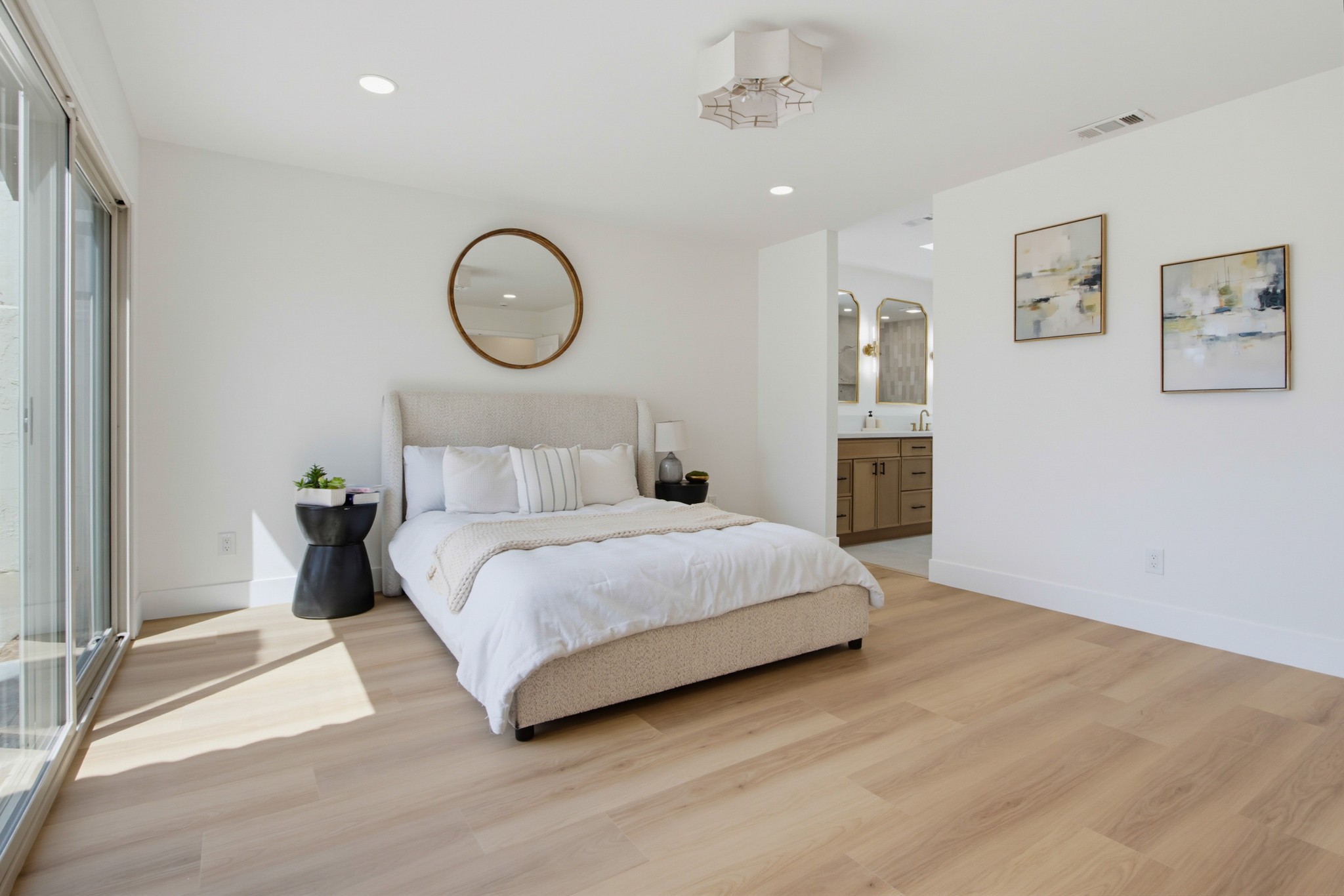 Virtual tour photo 28 of 52 for 17604 Camino Ancho
