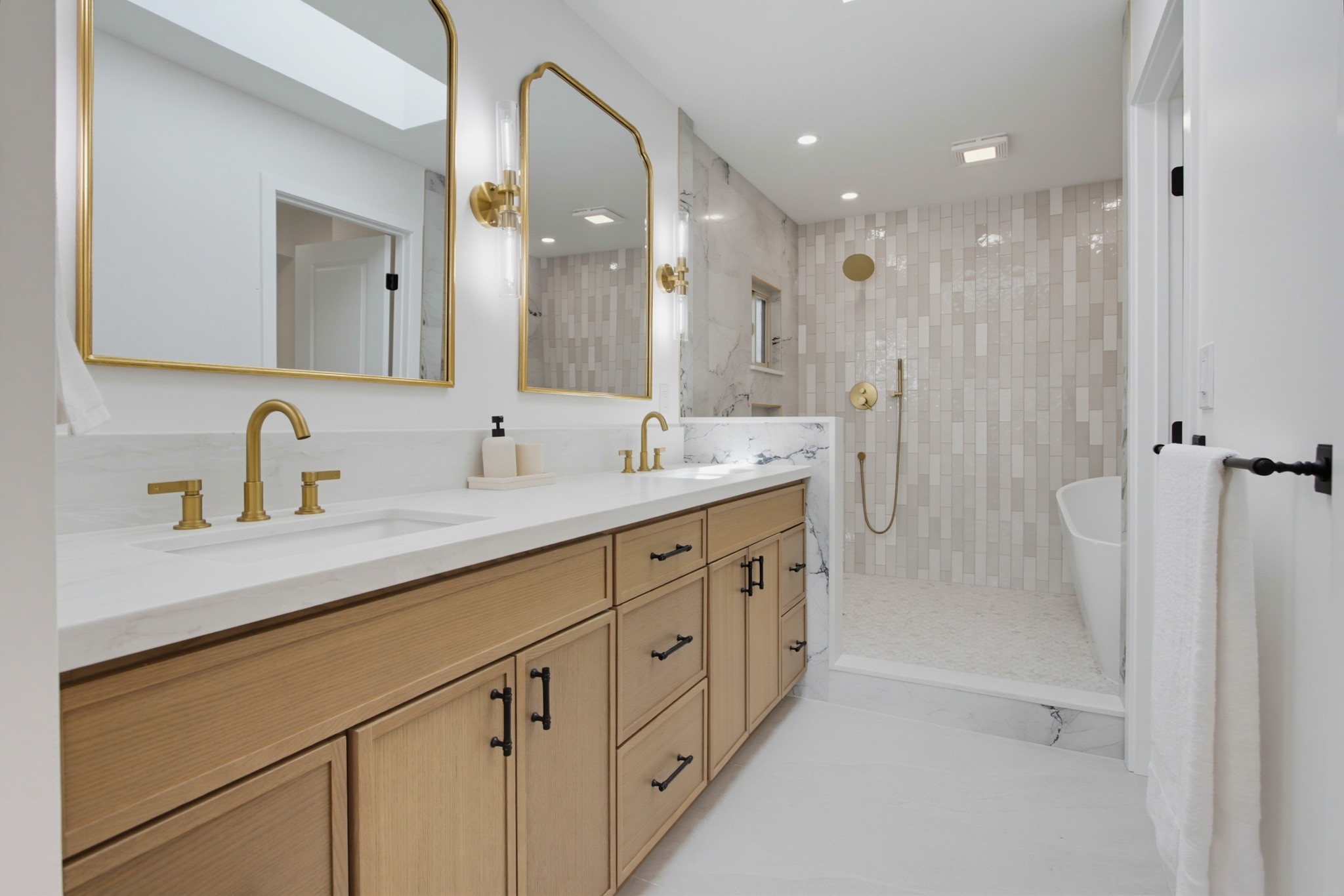 Virtual tour photo 30 of 52 for 17604 Camino Ancho