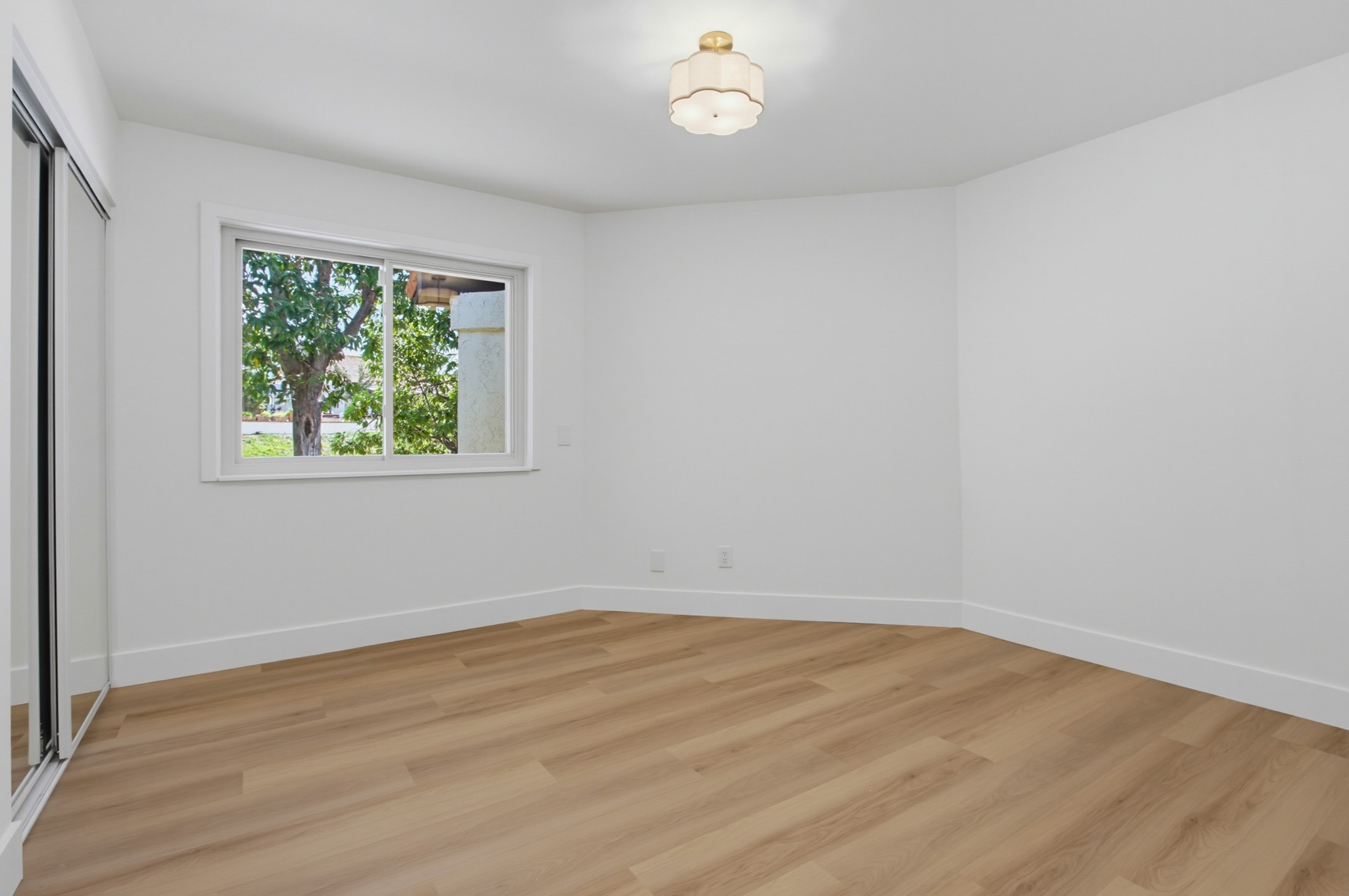 Virtual tour photo 34 of 52 for 17604 Camino Ancho