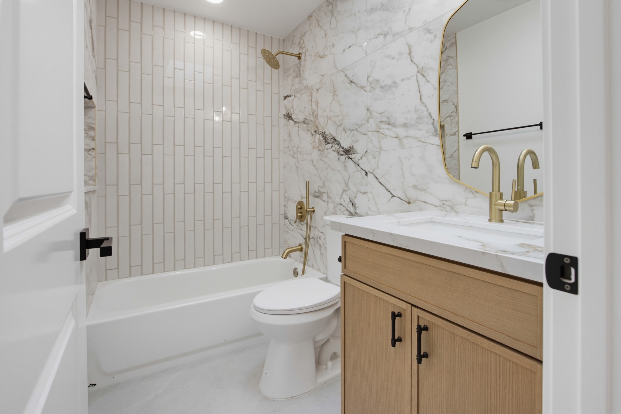 Virtual tour photo 40 of 52 for 17604 Camino Ancho