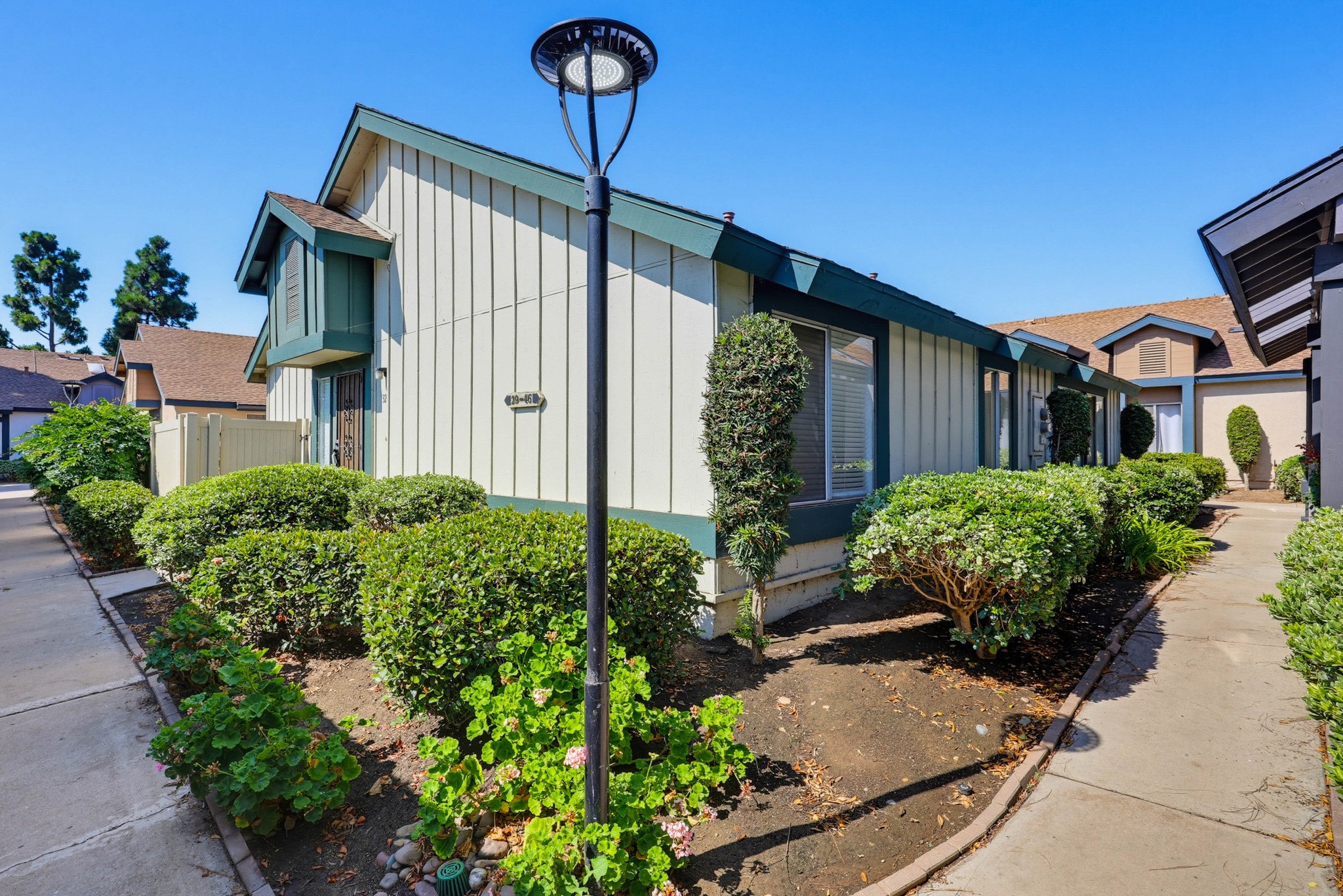 Virtual tour photo 1 of 31 for 1761 Hollister St Unit 32