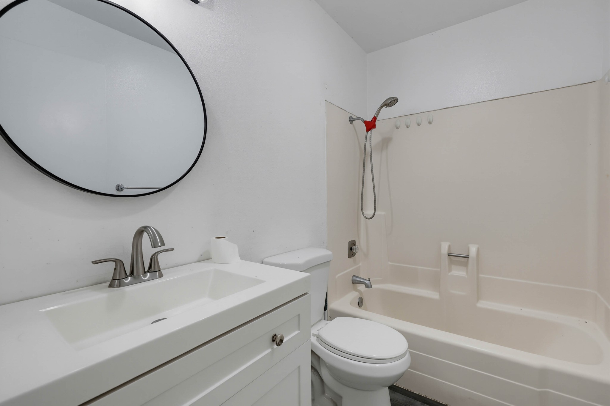 Virtual tour photo 15 of 31 for 1761 Hollister St Unit 32