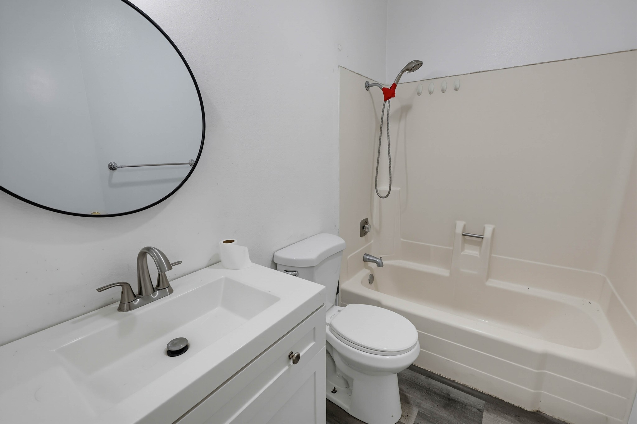 Virtual tour photo 16 of 31 for 1761 Hollister St Unit 32