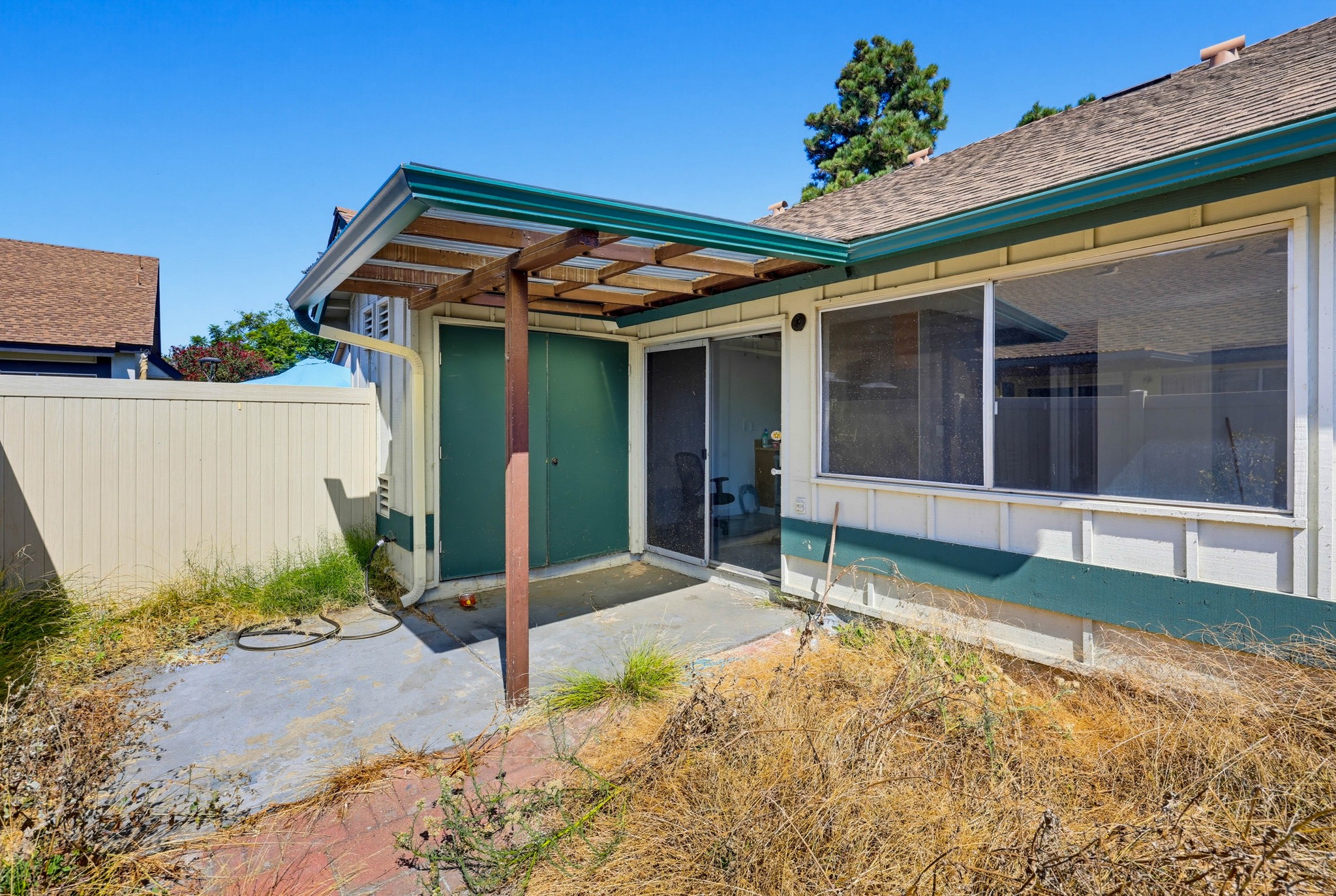 Virtual tour photo 26 of 31 for 1761 Hollister St Unit 32
