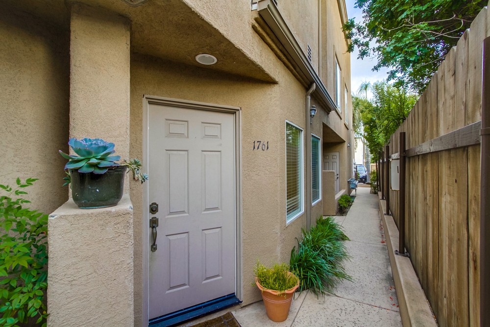 Virtual tour photo 6 of 41 for 1761 Hornblend St