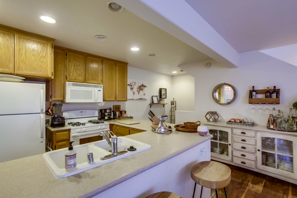 Virtual tour photo 16 of 41 for 1761 Hornblend St