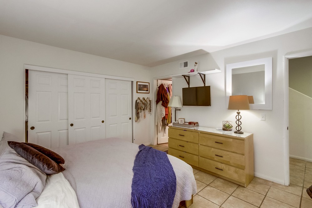 Virtual tour photo 27 of 41 for 1761 Hornblend St