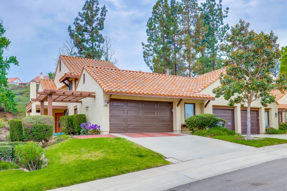 Virtual tour photo 1 of 42 for 17610 Marymont Pl