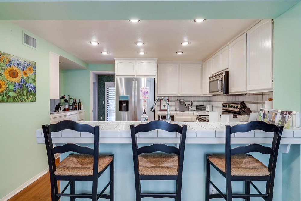 Virtual tour photo 17 of 42 for 17610 Marymont Pl