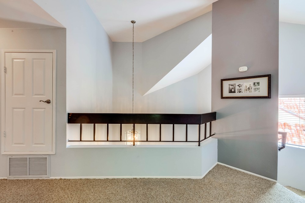 Virtual tour photo 23 of 42 for 17610 Marymont Pl