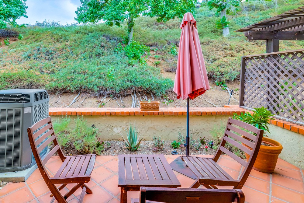 Virtual tour photo 36 of 42 for 17610 Marymont Pl