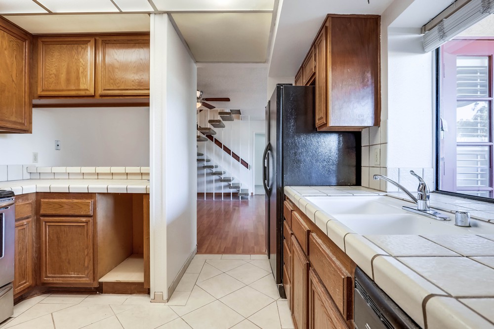 Virtual tour photo 14 of 36 for 17615 Fairlie Rd
