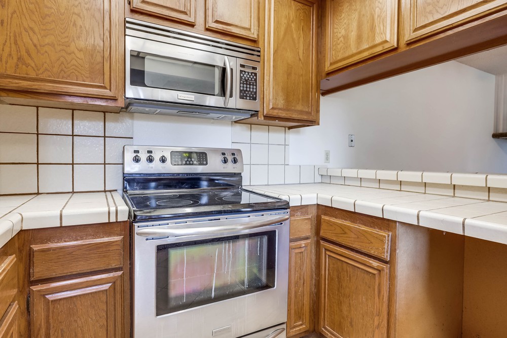 Virtual tour photo 15 of 36 for 17615 Fairlie Rd