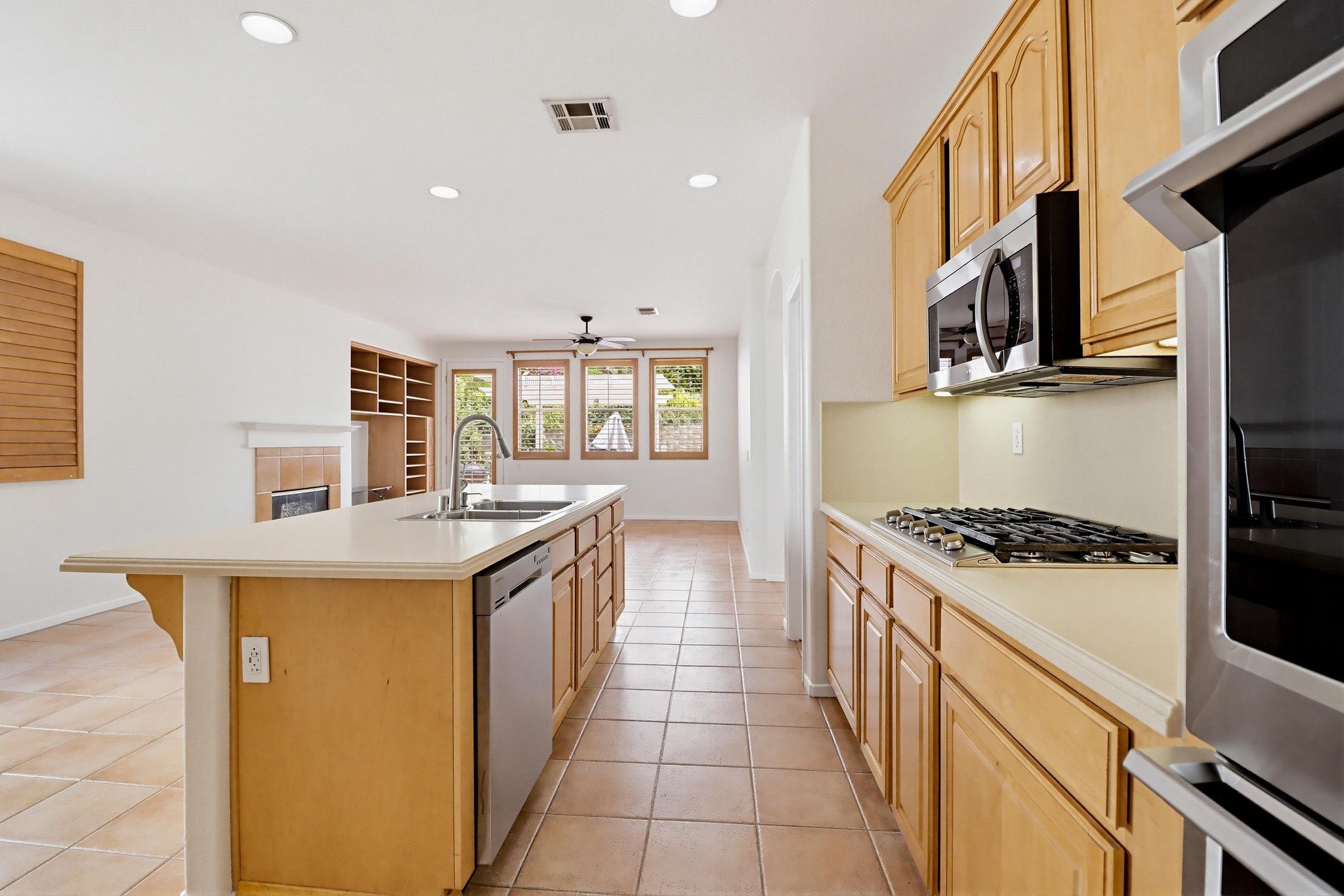 Virtual tour photo 14 of 63 for 1762 Bramblewood Ct
