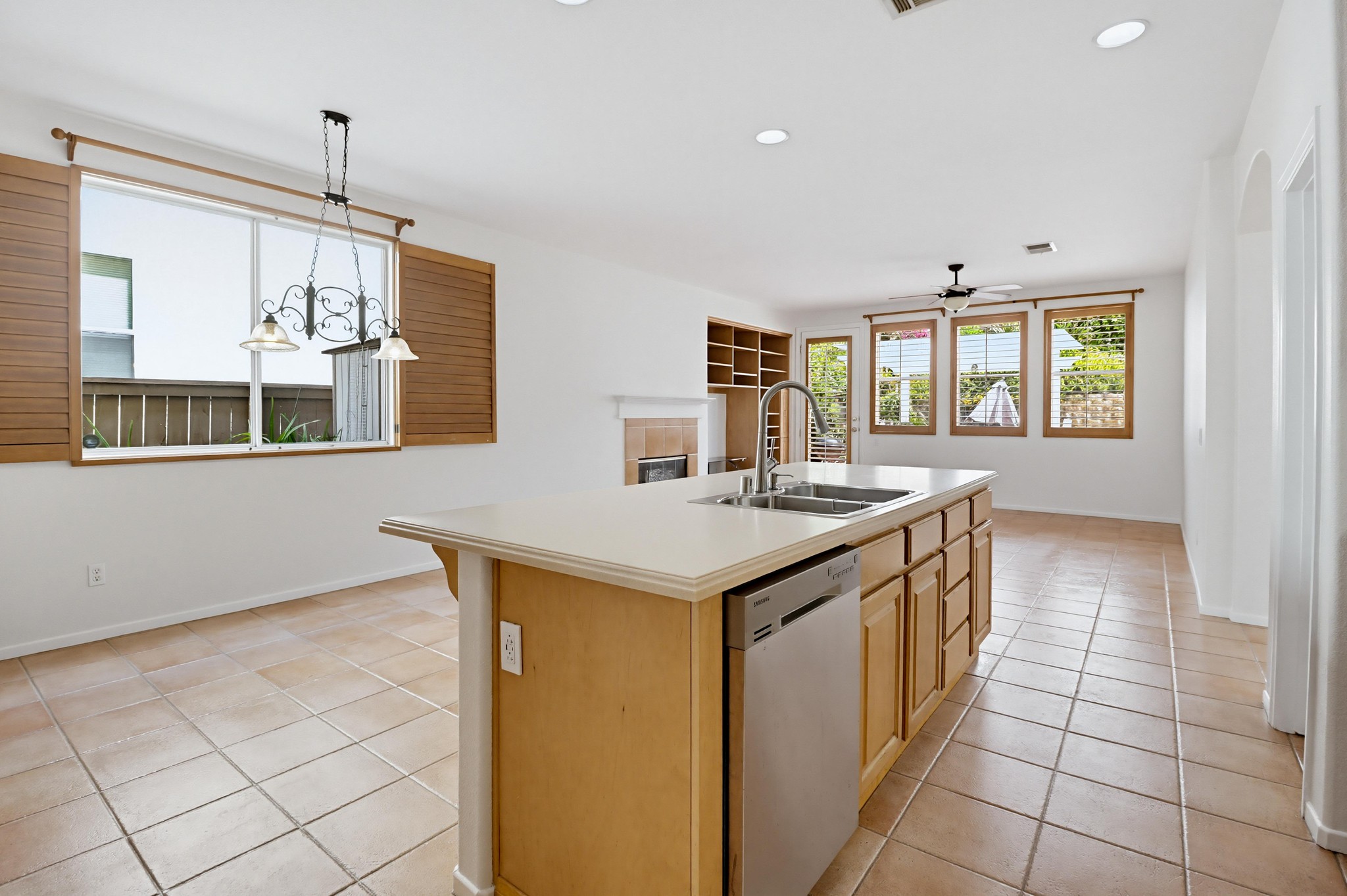 Virtual tour photo 15 of 63 for 1762 Bramblewood Ct