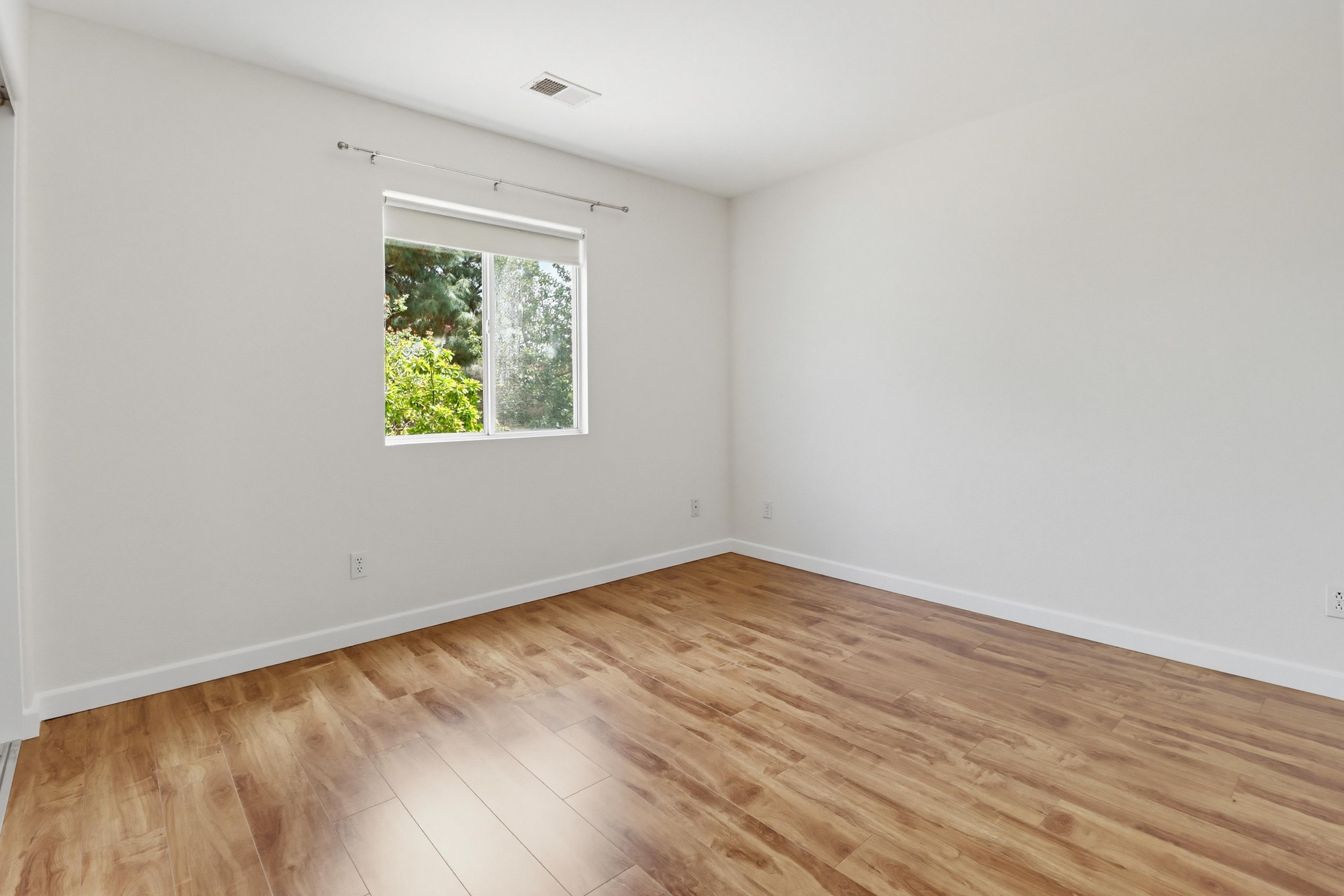 Virtual tour photo 33 of 63 for 1762 Bramblewood Ct