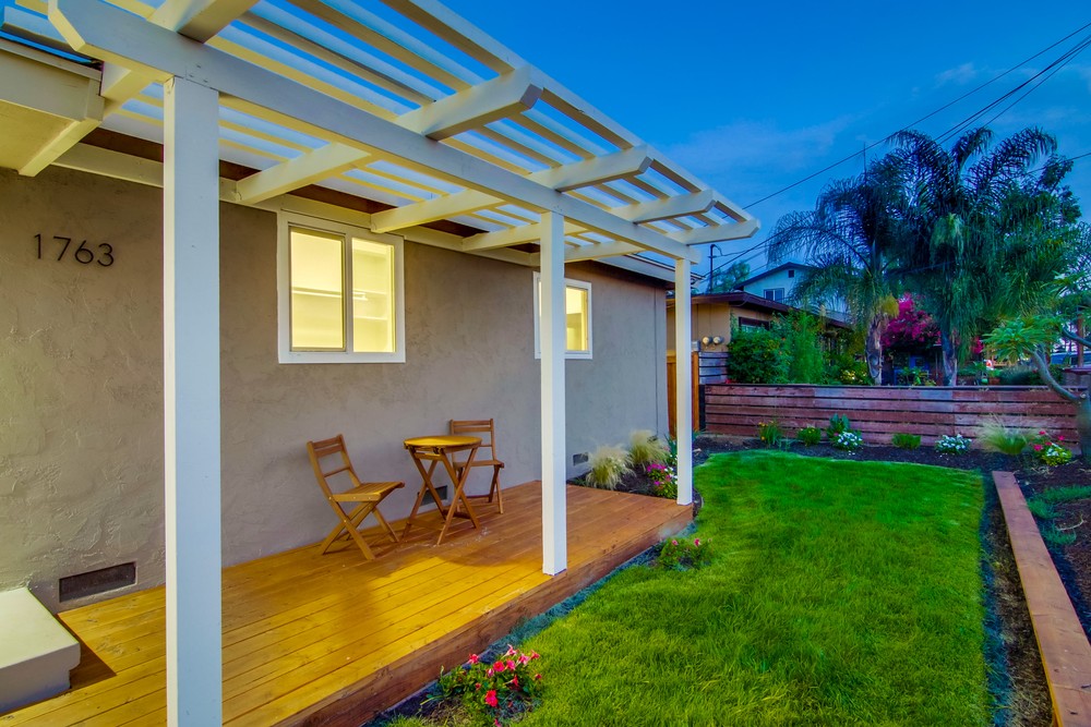 Virtual tour photo 7 of 68 for 1763 Pentuckett Ave