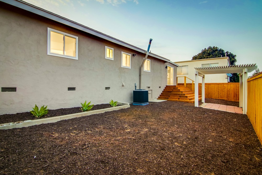 Virtual tour photo 14 of 68 for 1763 Pentuckett Ave