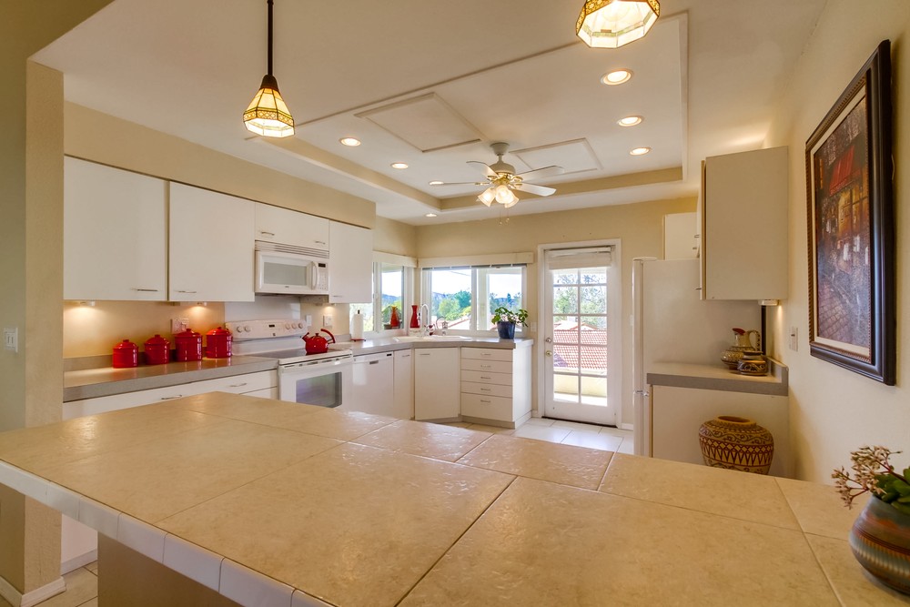 Virtual tour photo 13 of 36 for 17662 Camino Ancho