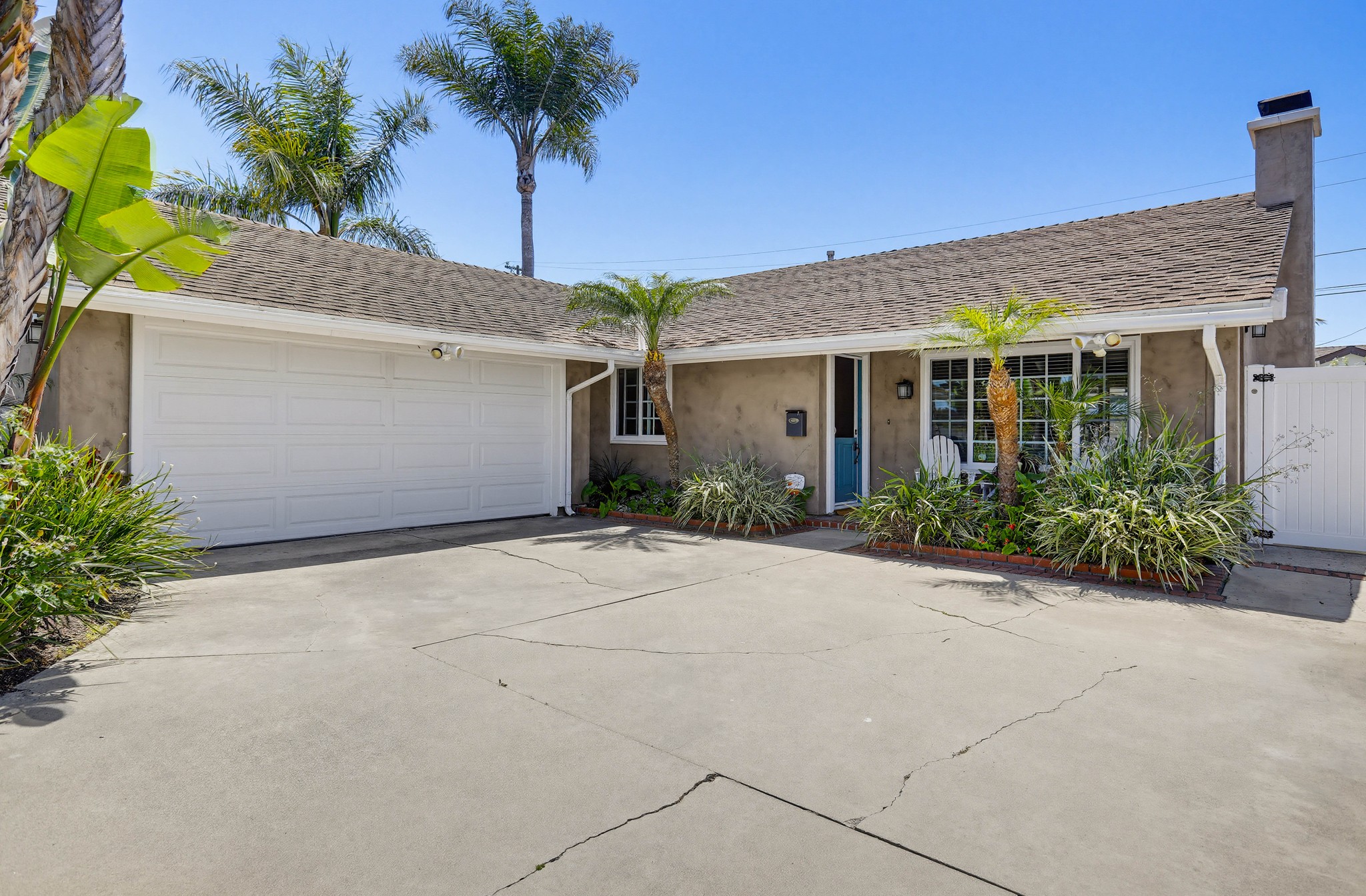 Virtual tour photo 5 of 51 for 17711 Edwards St