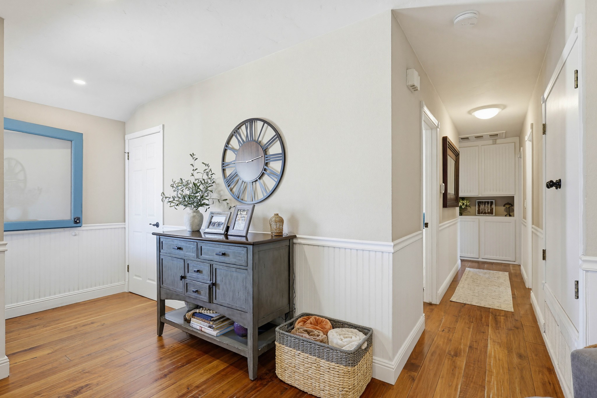 Virtual tour photo 25 of 51 for 17711 Edwards St