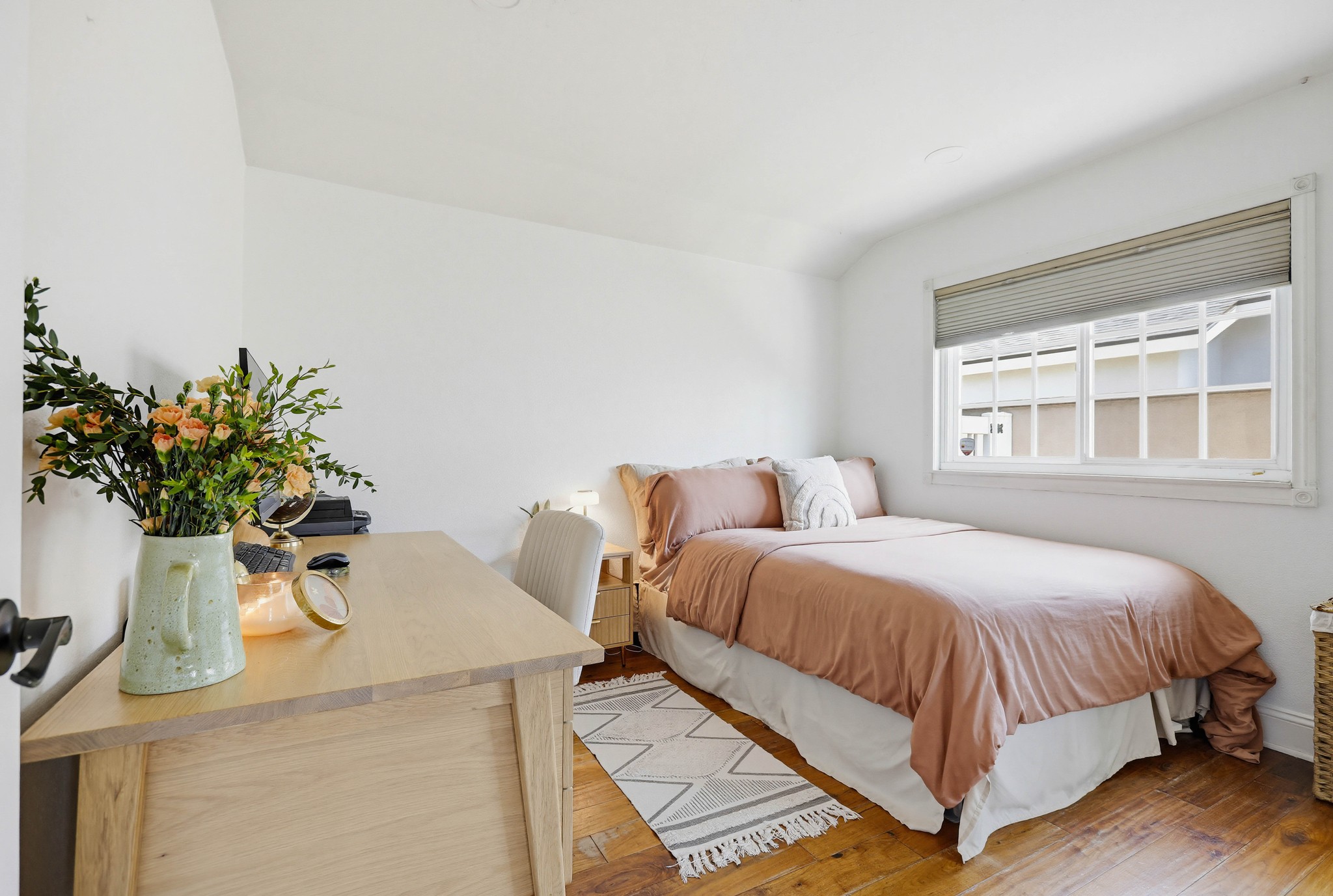 Virtual tour photo 38 of 51 for 17711 Edwards St