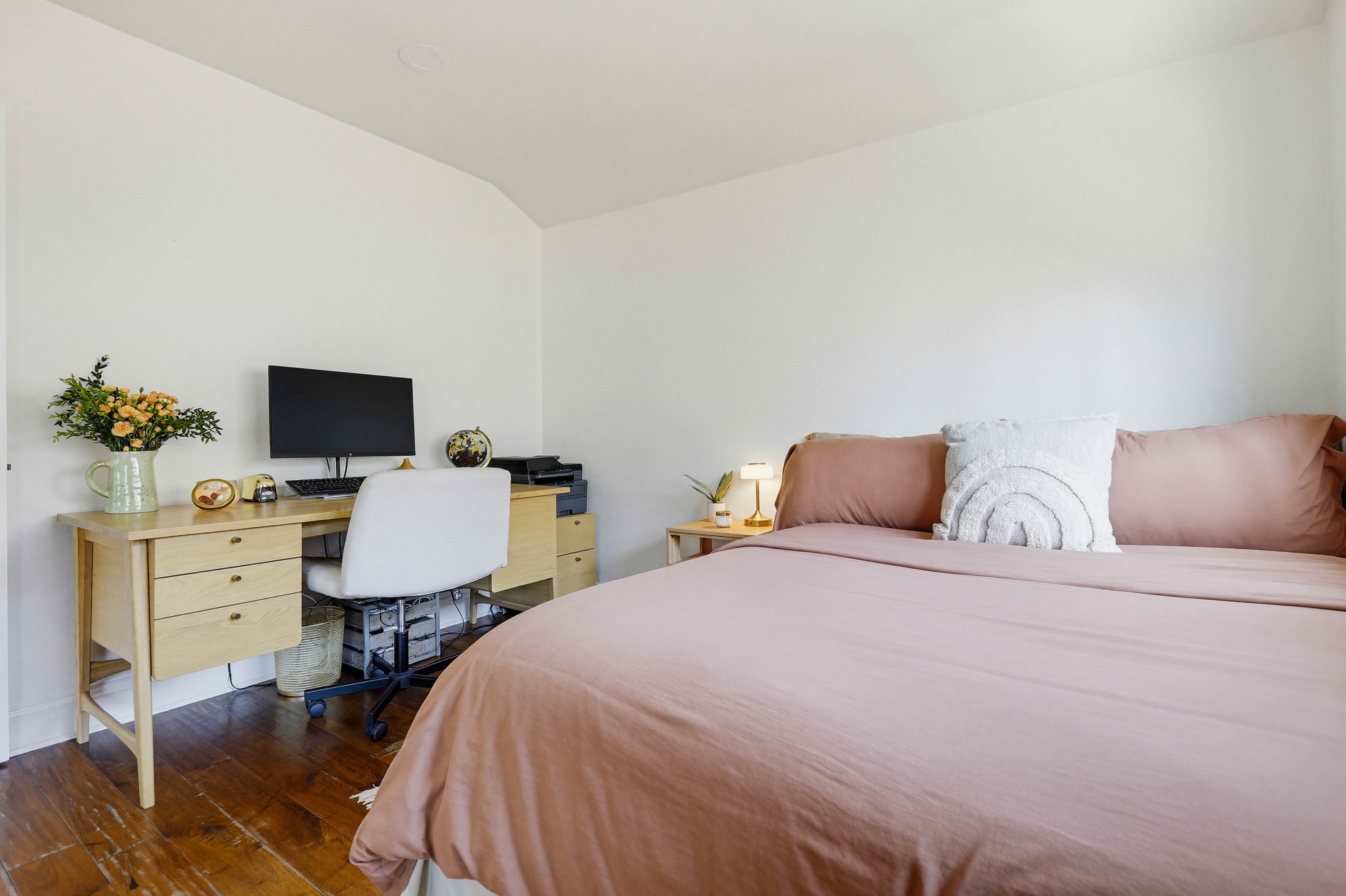 Virtual tour photo 41 of 51 for 17711 Edwards St