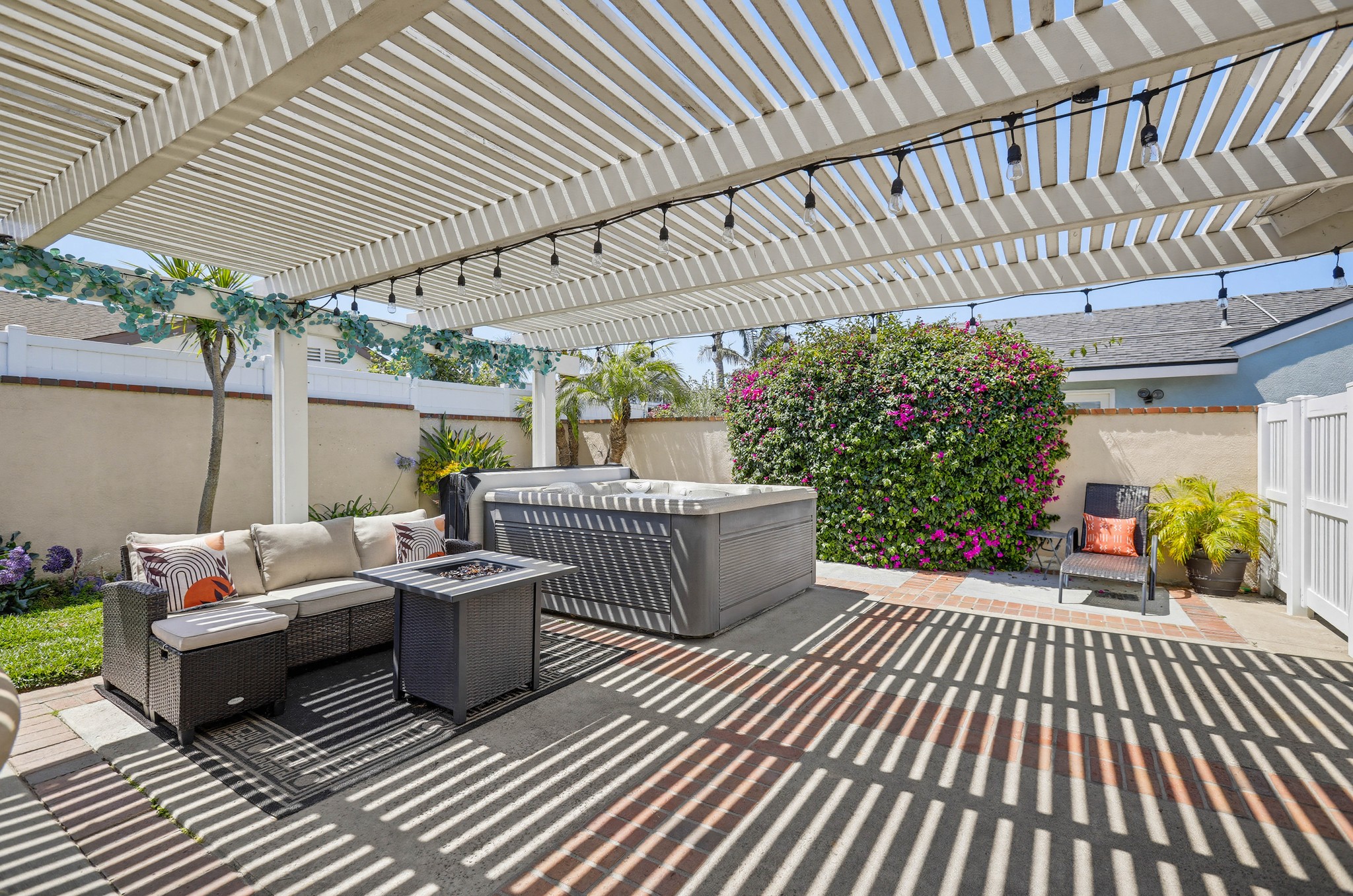 Virtual tour photo 44 of 51 for 17711 Edwards St