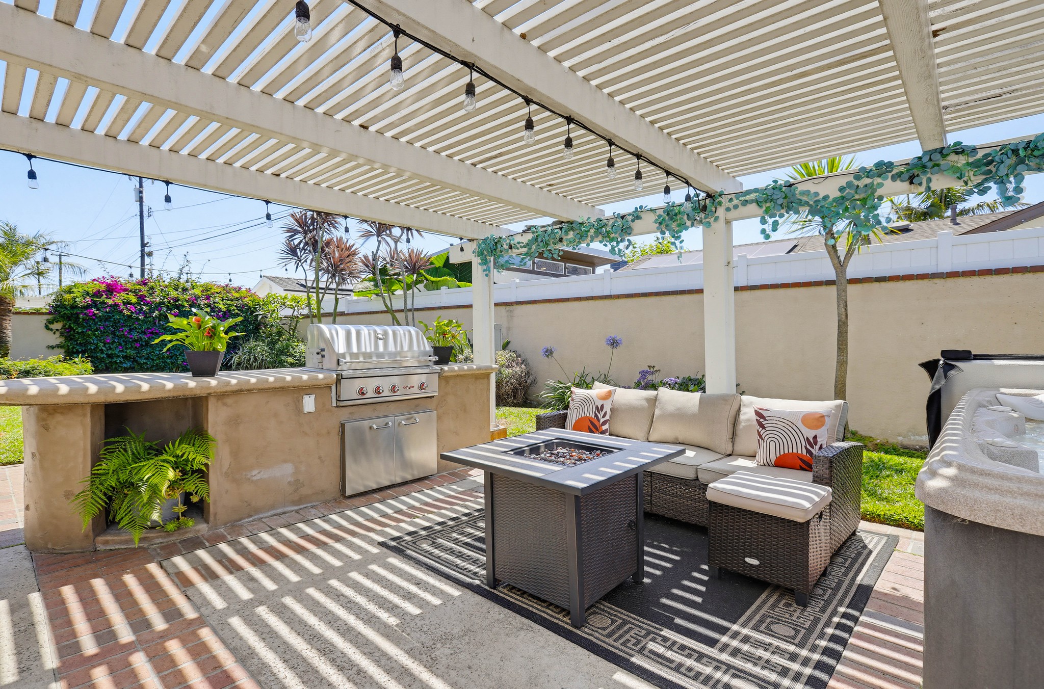 Virtual tour photo 47 of 51 for 17711 Edwards St