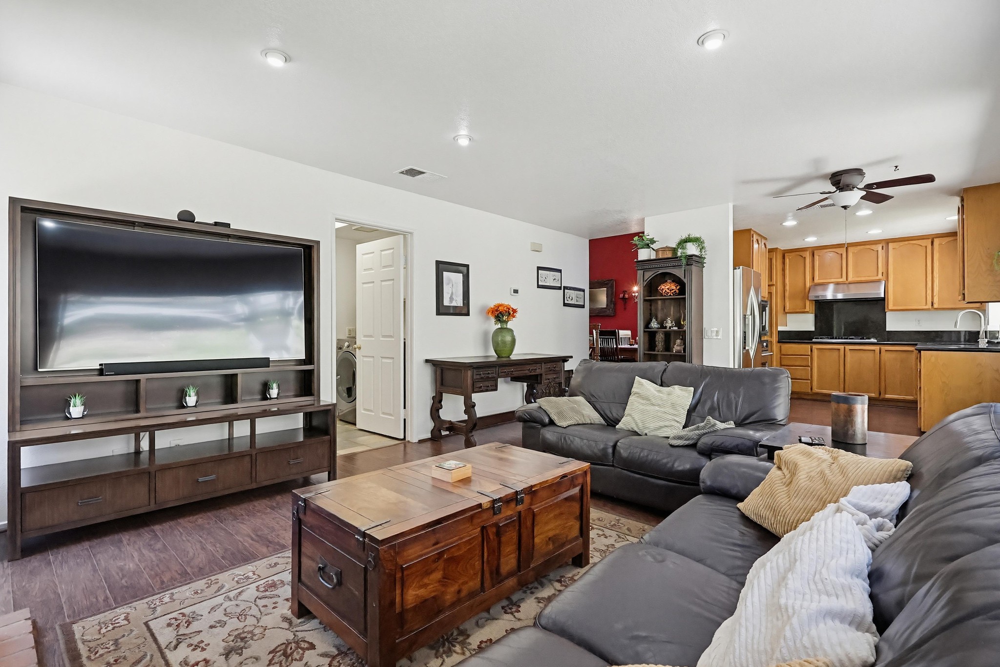 Virtual tour photo 24 of 95 for 17711 Silverstream Dr