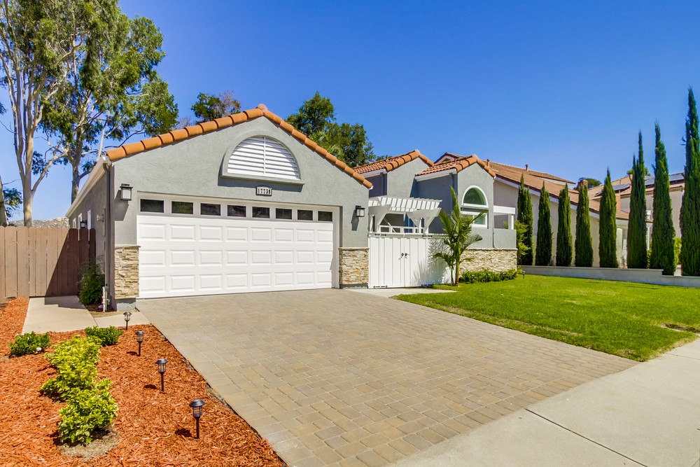 Virtual tour photo 4 of 45 for 17738 Alacran Ct