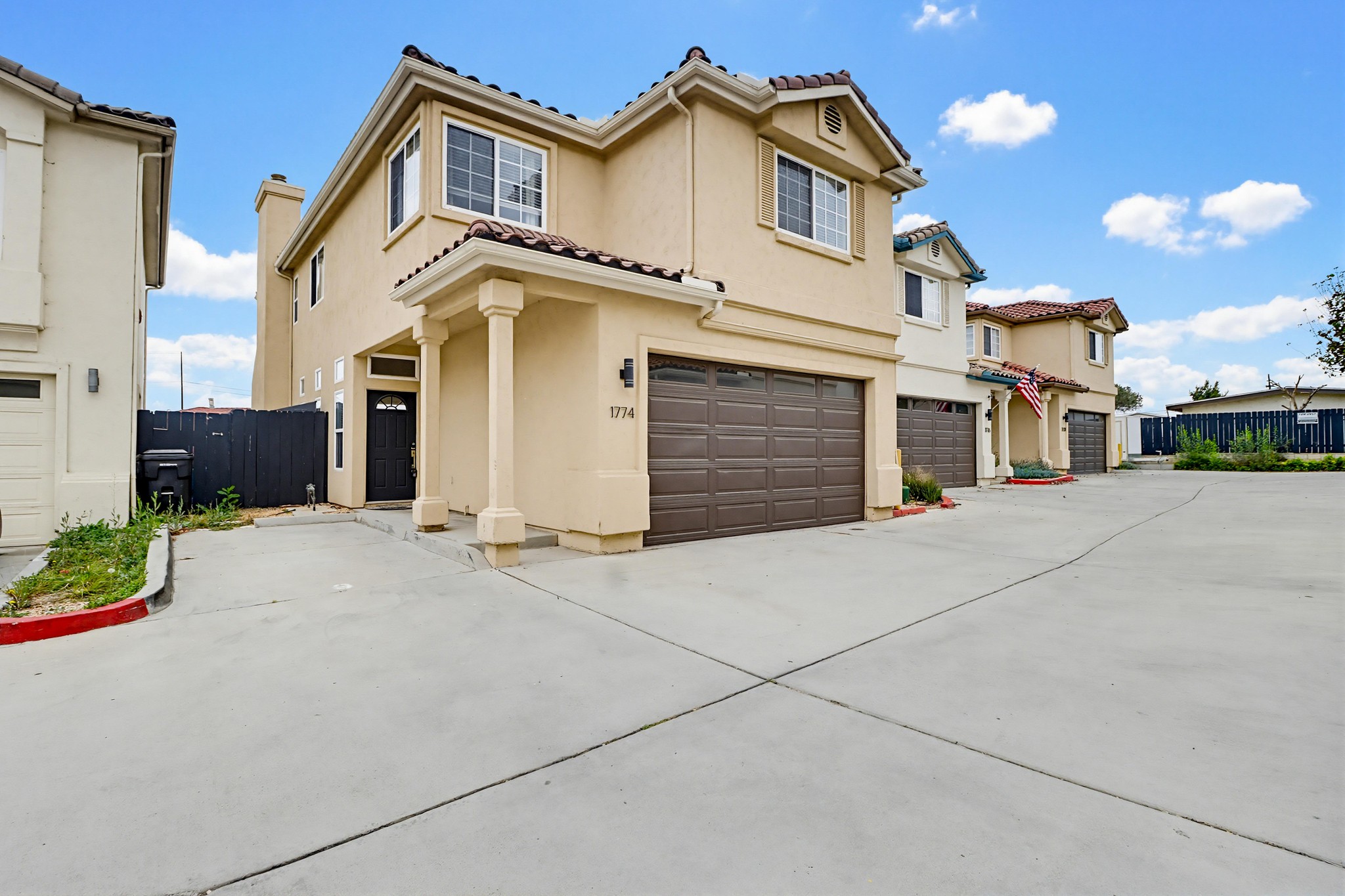 Virtual tour photo 1 of 50 for 1774 Elm Ave