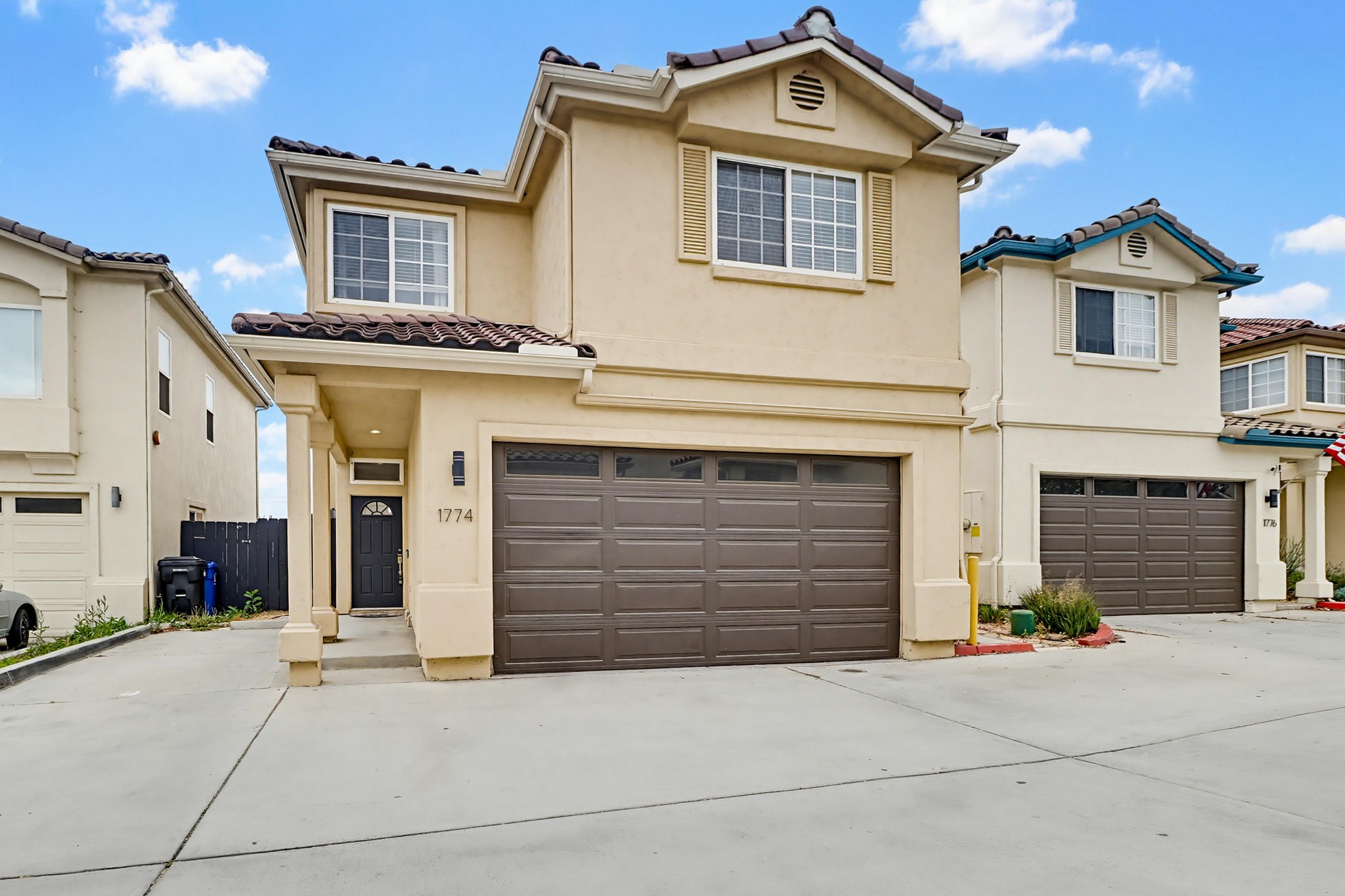 Virtual tour photo 3 of 50 for 1774 Elm Ave