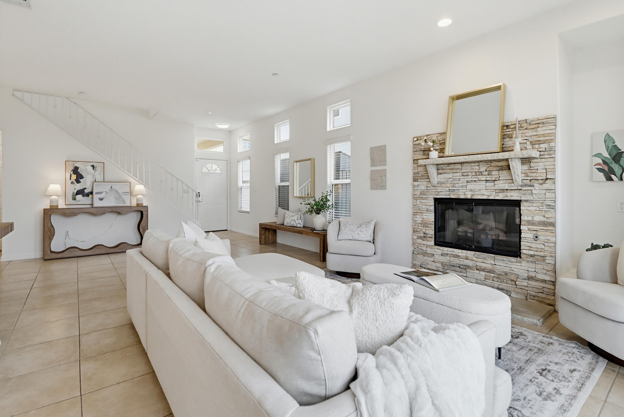 Virtual tour photo 12 of 50 for 1774 Elm Ave